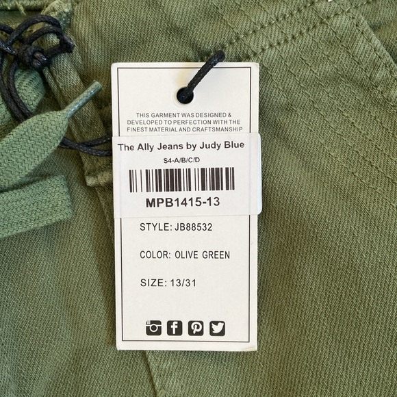 Judy Blue Olive Green Joggers Size 13/31 -drawstring - high rise - NWT - Picture 3 of 4